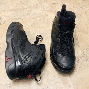 Jordan Retro IX Bred Black Gym Red 3Y Women Size 5